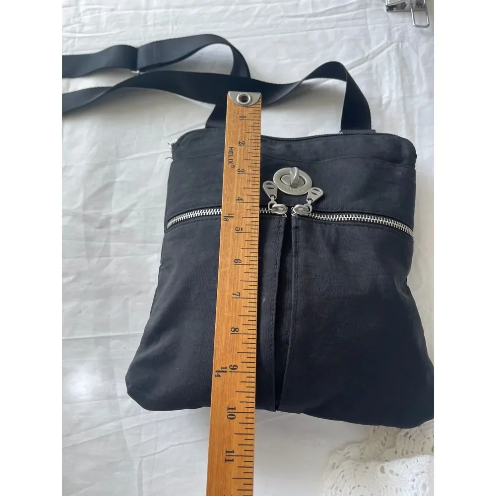 Baggallini Black Nylon Crossbody Bag Everyday Travel Handbag Multi Pockets